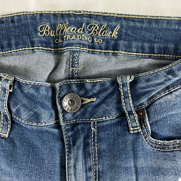 Bullhead jeans. Pacsun. Skinny. Size 7. Lightly used. - Picture 3 of 5